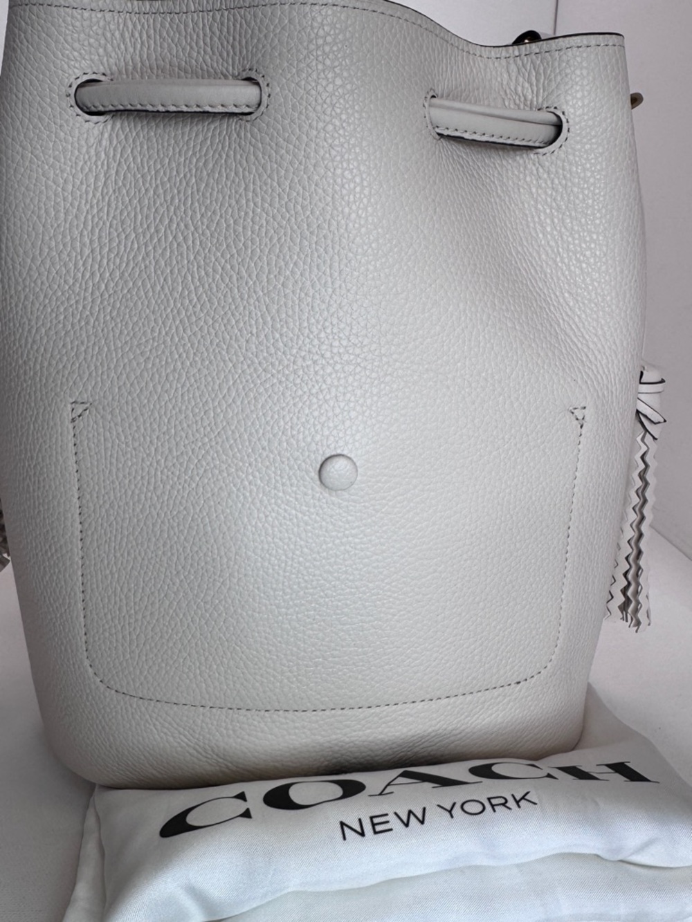 Coach Lora Bucket Bag With Whipstitch Detail Ivory Leather + Tea Rose Charm - Picture 16 of 16
